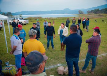 Dayana Pérez constata avances comunitarios en Agua Verde