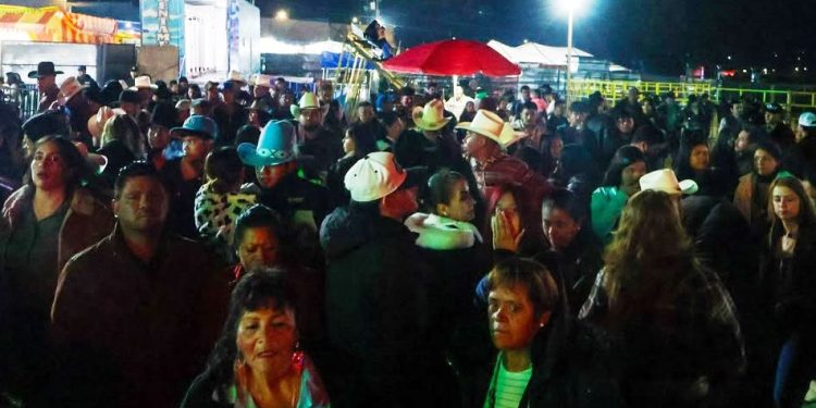 Pátzcuaro se viste de fiesta: Julio Arreola da inicio oficialmente la Feria Patronal 2025