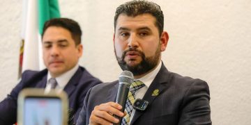 Octavio Ocampo impulsa reforma para erradicar la discriminación en las escuelas de Michoacán