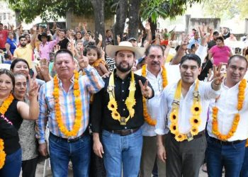 Octavio Ocampo llama a fortalecer a la Tierra Caliente durante asamblea regional en San Lucas