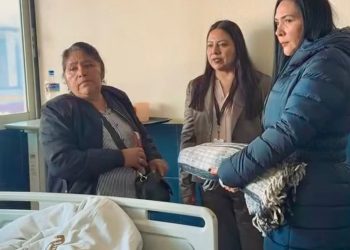 Adriana Campos Huirache visita el Hospital ISSSTE de Zamora para apoyar a pacientes y familias