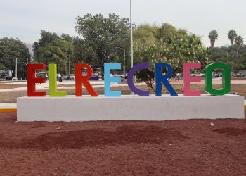 Fanny Arreola inaugura plaza principal en el 85 aniversario del Ejido El Recreo.