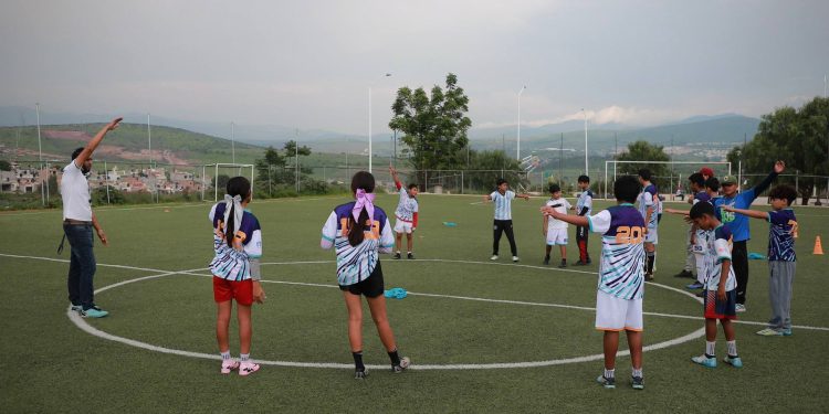 Escuelas de fútbol del DIF Morelia abren inscripciones