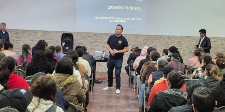 CMASC realiza talleres de fortalecimiento escolar en Zacapu