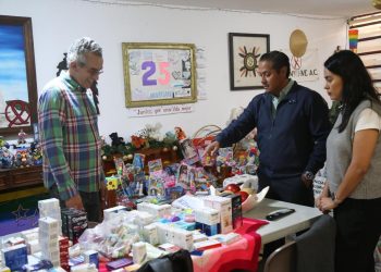 FGE refuerza alianza con asociaciones de la sociedad civil en materia de derechos humanos: entrega donativo al albergue CONVIHVE A.C.