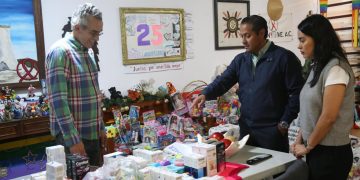 FGE refuerza alianza con asociaciones de la sociedad civil en materia de derechos humanos: entrega donativo al albergue CONVIHVE A.C.