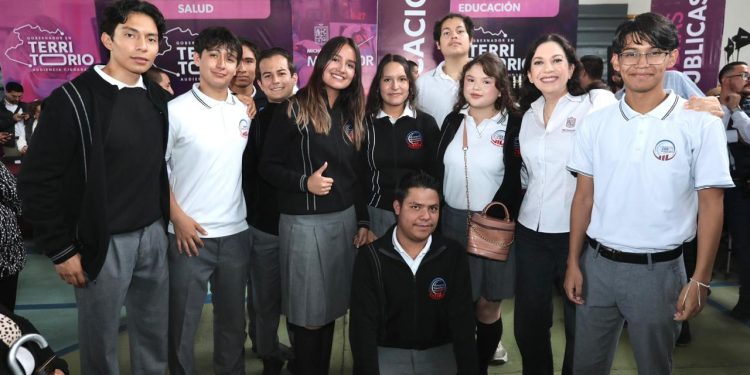 Con becas e internet se fortalece acceso y permanencia educativa de juventudes: Iemsysem