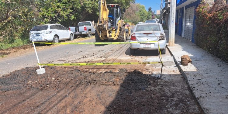 Ooapas trabaja en la  mejora del sistema de drenaje en la colonia Unión de Tabiqueros
