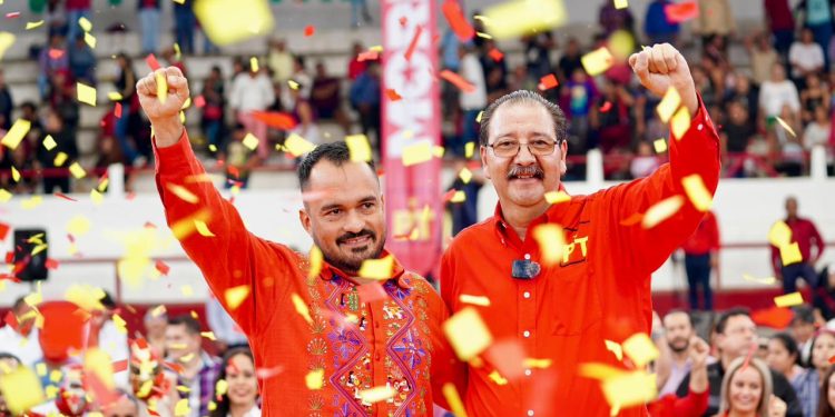 Reginaldo Sandoval sigue siendo nuestro gallo: Hugo Rangel