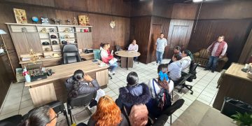 Gobierno de Tarímbaro atiende a padres y docentes del Preescolar Sor Juana Inés de la Cruz del Fracc.Galaxia