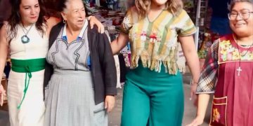 Xóchitl Ruíz González reconoce y valora la fuerza cultural del pueblo purépecha en Nuevo San Juan Parangaricutiro