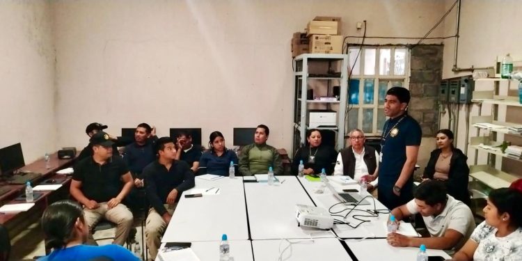 Fortalecen capacidades de las Kuarichas de San Ángel Zurumucapio mediante capacitación en derechos humanos y proximidad social