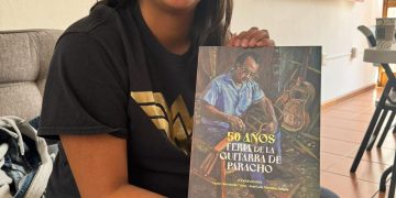 La senadora Reyna Celeste Ascencio participa como escritora en libro conmemorativo por los 50 años de la Feria de la Guitarra de Paracho