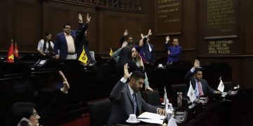 Por ley prevención y atención integral del cáncer de próstata y testicular: 76 Legislatura