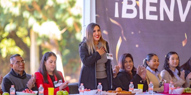 Dayana Pérez impulsa valores cívicos en Concurso de Escoltas en Cuanajillo