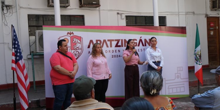 Gobierno Municipal acerca programa de apoyo directo a familias con vínculos en EE.UU.