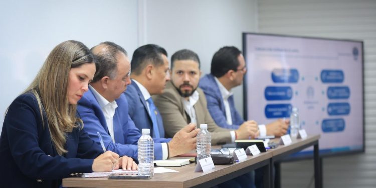 FGE fortalece diálogo con colectivos de familias de personas desaparecidas