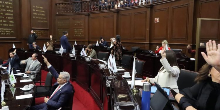 Congreso local reforma Ley de Hacienda en materia enajenación y arrendamiento de bienes propiedad del Estado