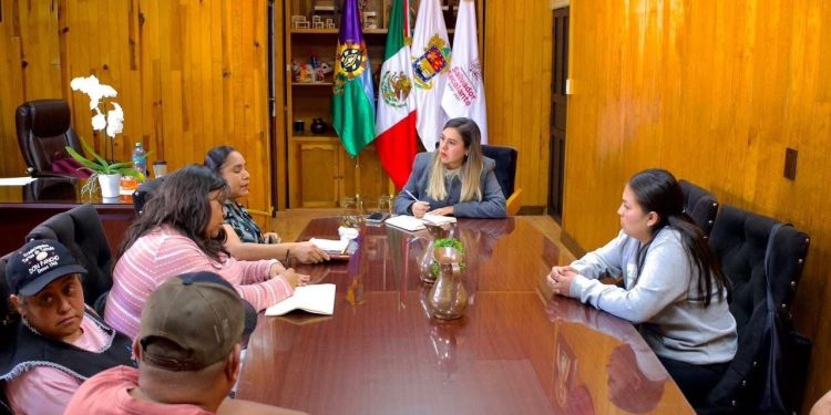 Dayana Pérez Mendoza fortalece coordinación con el sector gastronómico de Santa Clara del Cobre