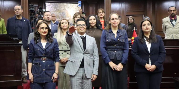 Congreso del Estado ratifica a Francisco Ramírez como titular de la SECOEM