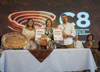 Concreta Dayana Pérez Mendoza en Cananea, Sonora alianza histórica en beneficio de artesanos del cobre