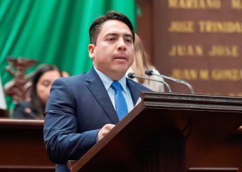Diputado Iván Vera propone programa estatal de incubadoras para fortalecer el emprendimiento en Michoacán
