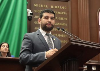 Octavio Ocampo propone cárcel de hasta 20 años por reclutar jóvenes para el crimen en Michoacán