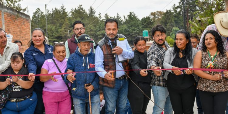 Mejorar las colonias es responder a la tranquilidad de la gente: Julio Arreola
