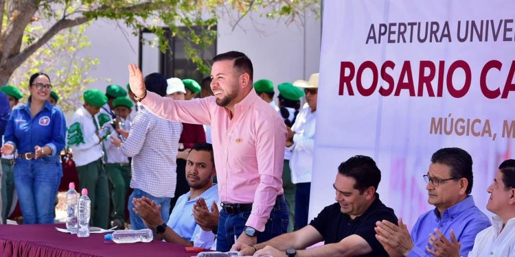 Hoy se abren las puertas para el futuro de los jóvenes de la Tierra Caliente con la Universidad Rosario Castellanos: Reyes Galindo