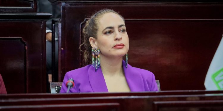Diputada Sandra Arreola propone “Ley Cazzu” para garantizar movilidad de niñas y niños ante abandono parental