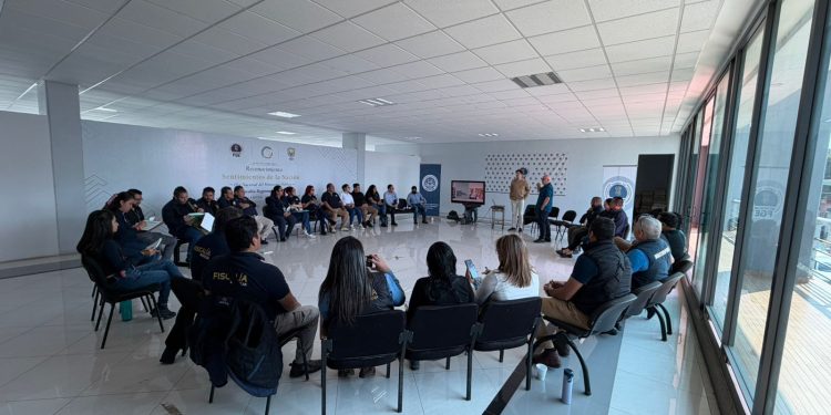 Impulsa FGE profesionalización para prevenir y atender conflictos derivados de la violencia en Uruapan