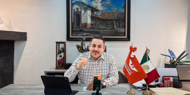 Víctor Manríquez impulsa capacitación y unidad por una nueva alternativa  en Michoacán