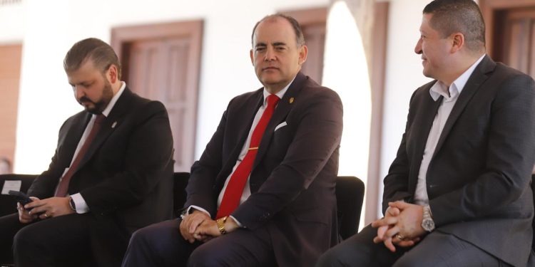 Justicia e instituciones, legado histórico de Ario de Rosales: Baltazar Gaona