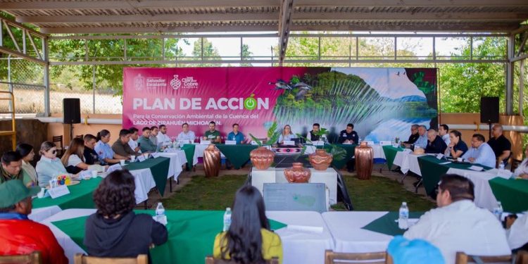 Dayana Pérez Mendoza impulsa acciones para la conservación de la Cuenca del Lago de Zirahuén