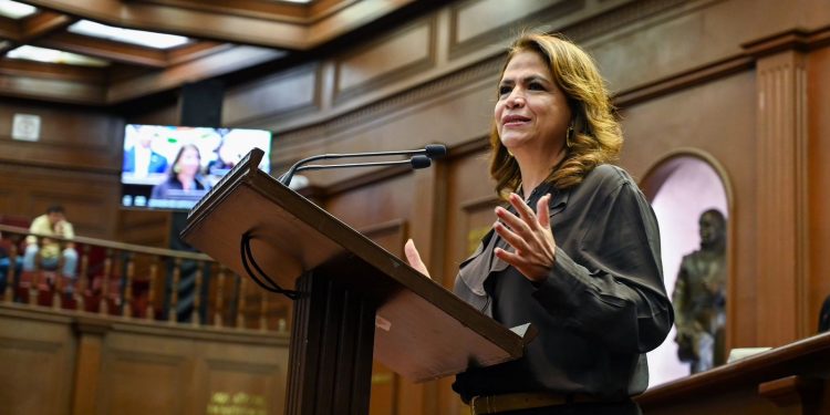 Fabiola Alanís propone reforma para que el abuso sexual se persiga de oficio en Michoacán