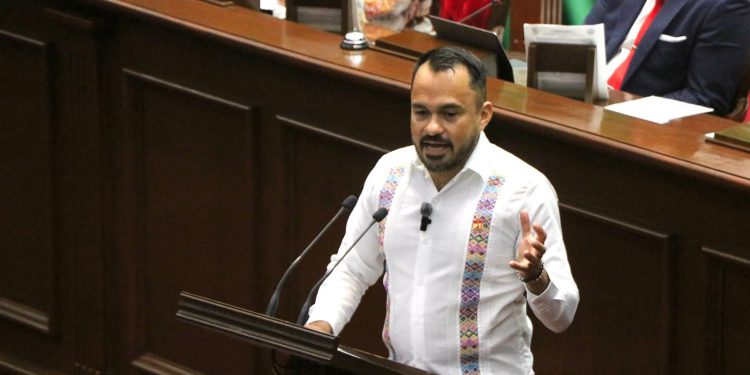 Hugo Rangel plantea rediseño del Congreso bajo criterios técnicos y con prioridad en los derechos laborales