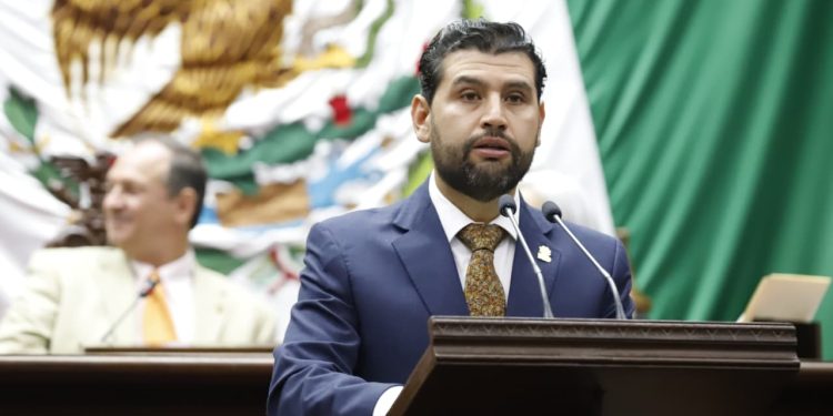 Exhorta Octavio Ocampo a Comisiones de Educación, Seguridad Pública y Protección Civil a aprobar protocolo escolar ante violencia en Michoacán