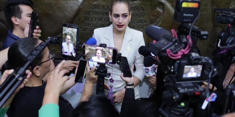 De Michoacán al mundo: “Ley Cazzu” trasciende fronteras y se debate en Argentina y Honduras