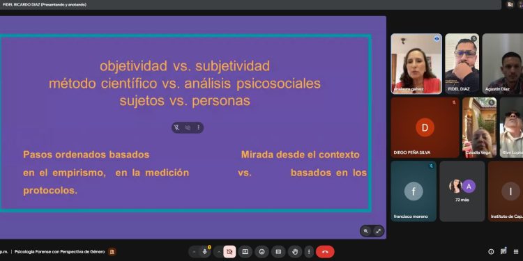 Impulsa Carlos Torres Piña la capacitación en psicología forense con perspectiva de género para personal de la FGE