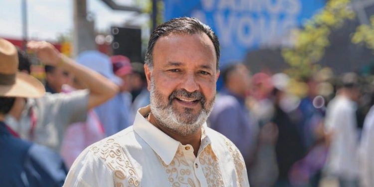 Las obras que valen la pena son las que cambian la vida de la gente: Julio Arreola