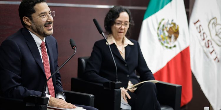 Destaca Martí Batres acciones del ISSSTE para el fortalecimiento del Estado de bienestar