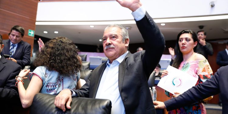 Respalda Raúl Morón reforma para unificar el castigo al feminicidio y fortalecer justicia para las mujeres