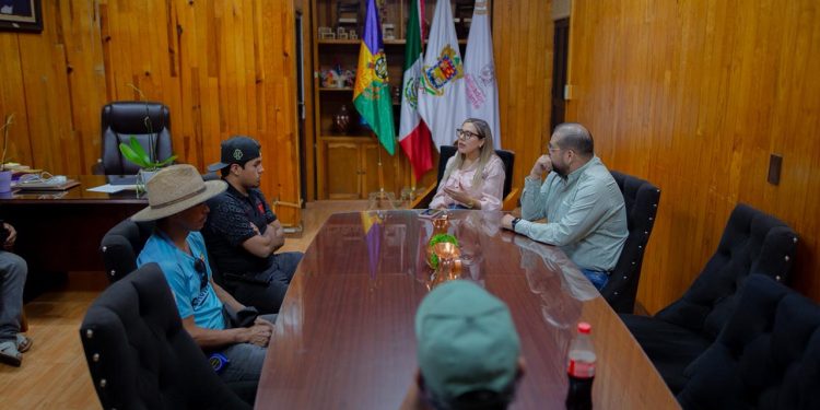 El ayuntamiento de Salvador Escalante, solidario ante los acontecimiento de Paramuén