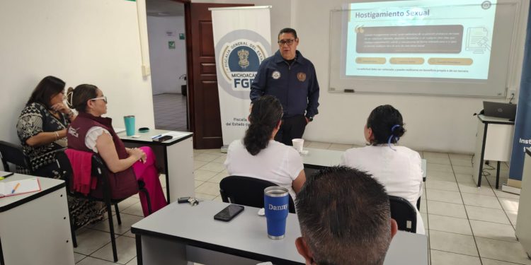 Impulsa Fiscal General, Carlos Torres Piña, cultura institucional contra el hostigamiento y acoso laboral y sexual