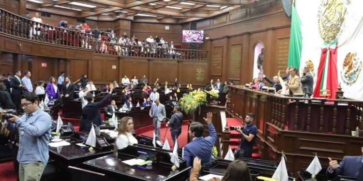 Congreso del Estado fortalece sistema democrático en Michoacán con reforma electoral