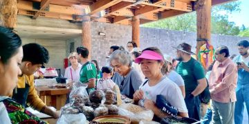 Michoacán conquistó Los Pinos con sus cocineras tradicionales