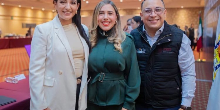 Dayana Pérez impulsa acciones de apoyo para familias migrantes de Salvador Escalante
