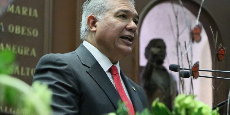 Propone Juan Antonio Magaña de la Mora agravar homicidio en agravio de policías en Michoacán