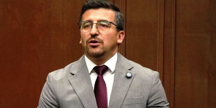 EL TRABAJO EN TERRITORIO Y LOS RESULTADOS LEGISLATIVOS POSICIONAN A TOÑO MENDOZA ENTRE LOS MEJORES DIPUTADOS DEL PAÍS