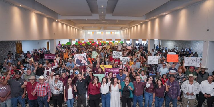 Gladyz Butanda pisa fuerte en La Piedad; reúne a más de mil 500 personas en defensa de la transformación